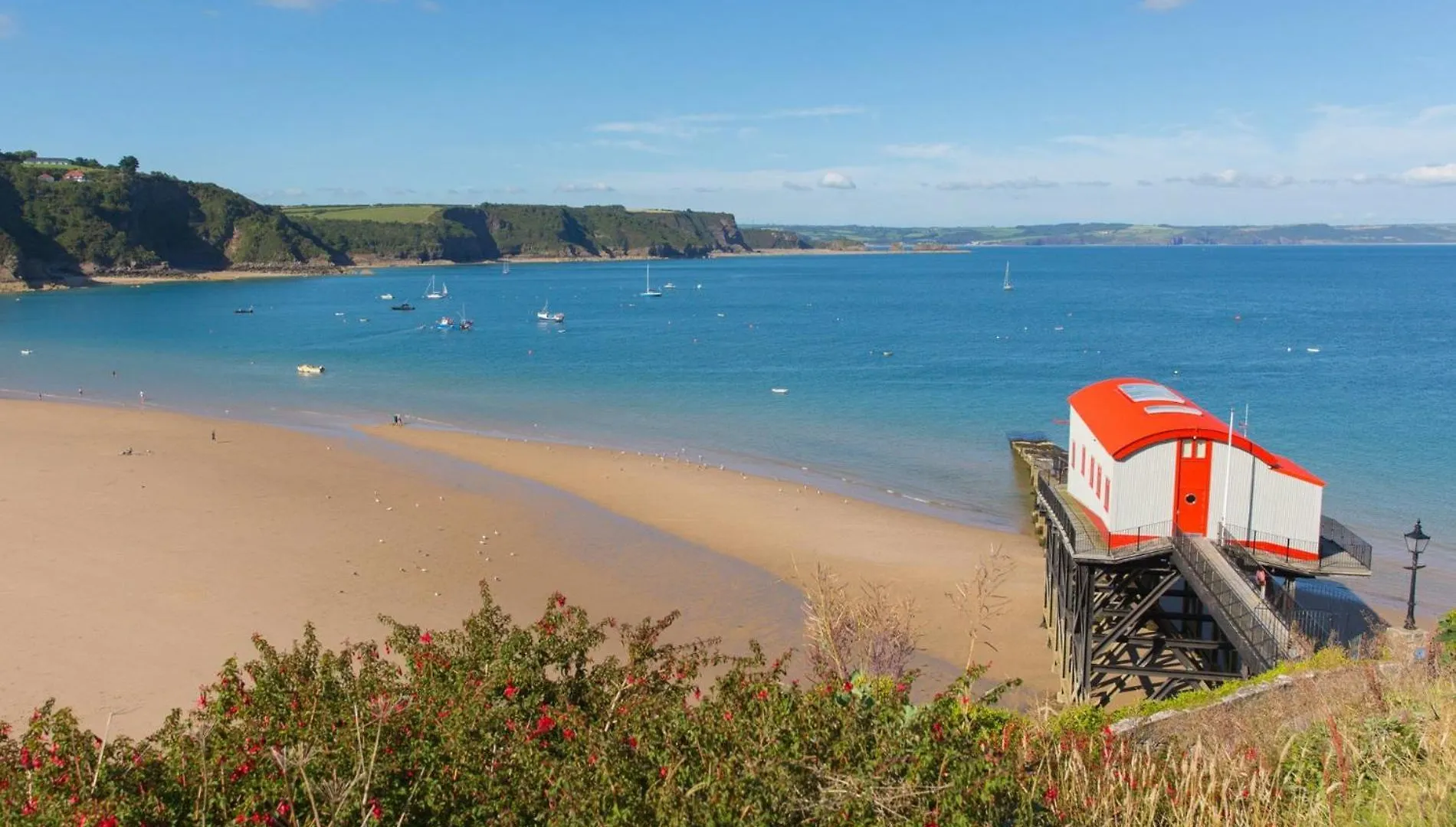 2 Bed In Fb032 Tenby