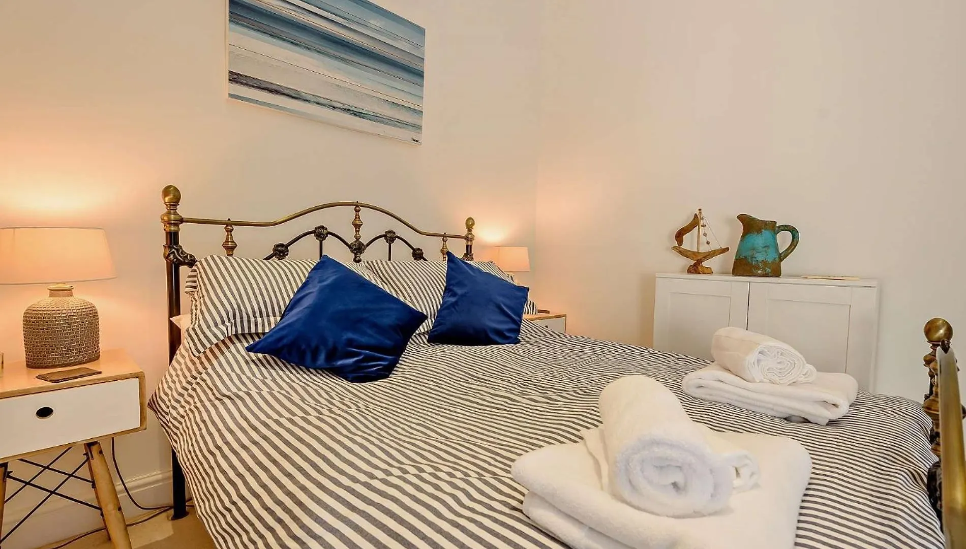 2 Bed In 91092 *