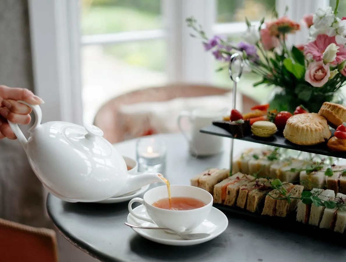Abbey And Restaurant Hotel Penally