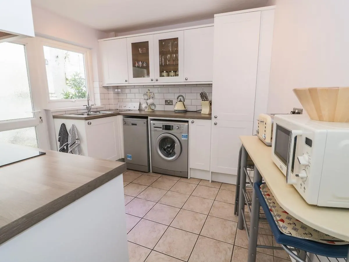 Holiday home Anchor Cottage, *