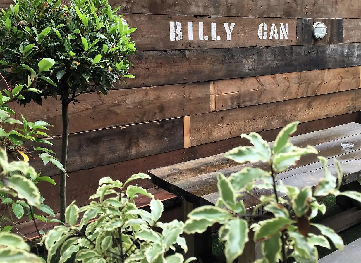 Billycan ホテル テンビー