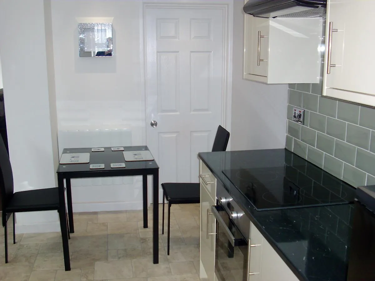 Lockinbar Holiday Apartments * Tenby