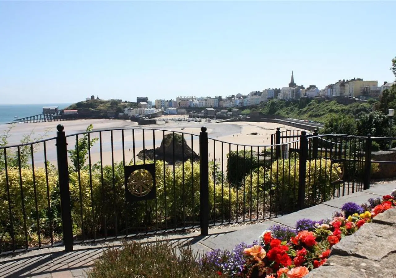 Harbour View Apartment Tenby