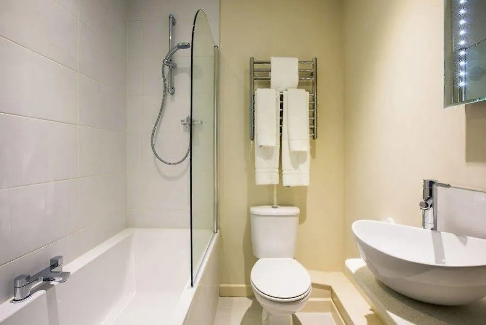 Nocleg ze śniadaniem The Broadmead Boutique 4*