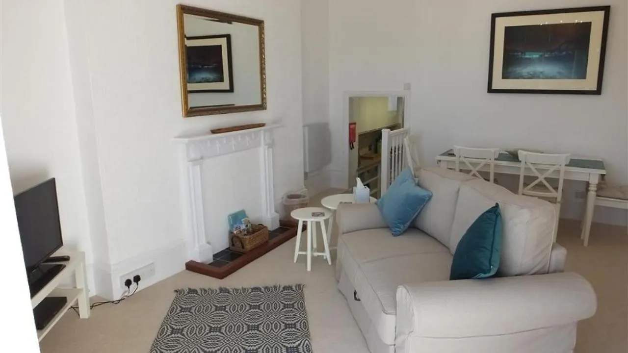 Apartment Beauchief House 2