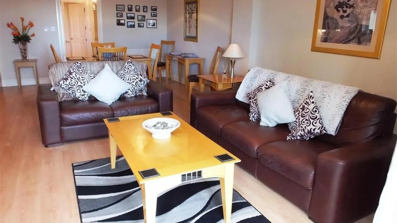 Bryn Y Mor 18 Apartment