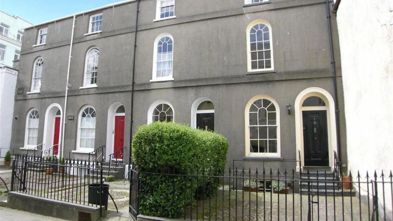 Frogmore Terrace 1 Tenby