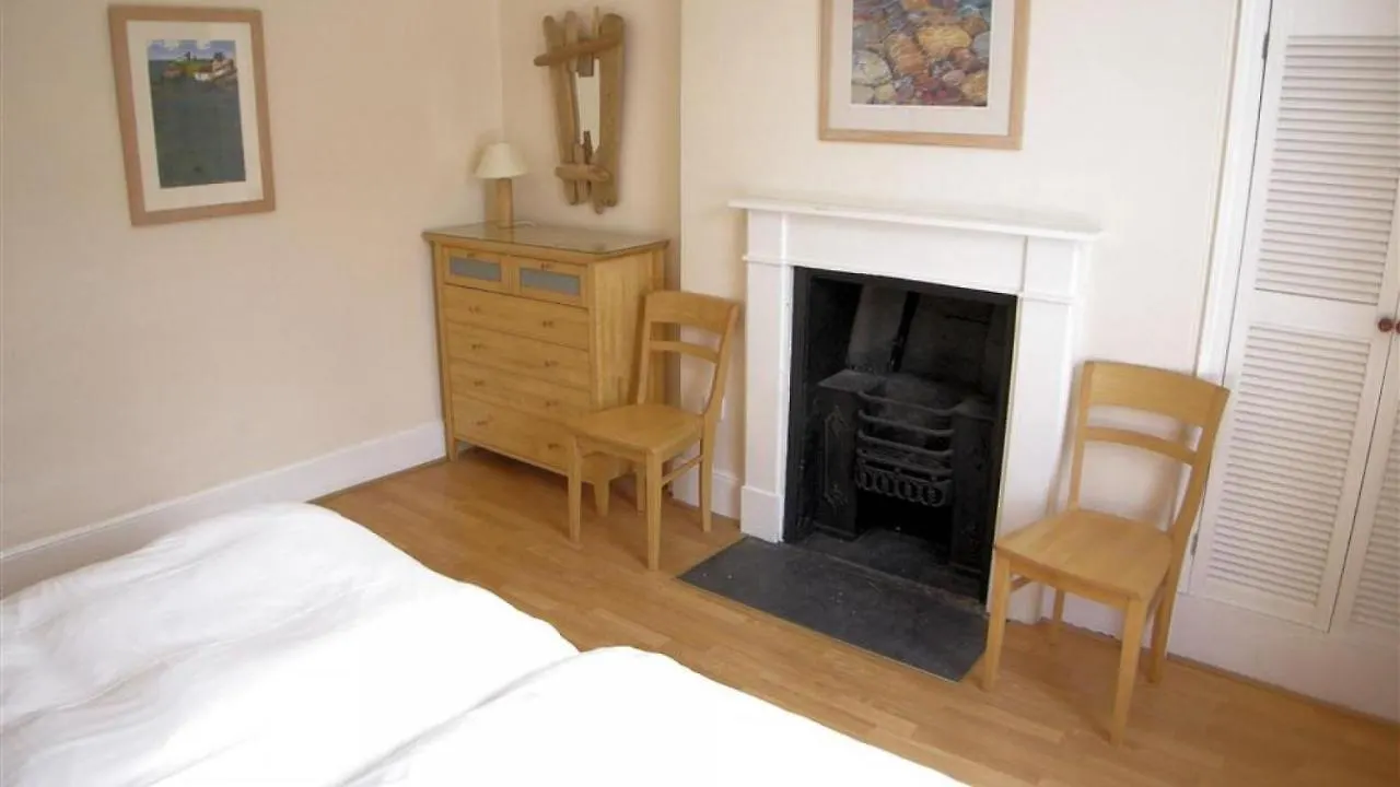 Frogmore Terrace 1 Apartment Tenby