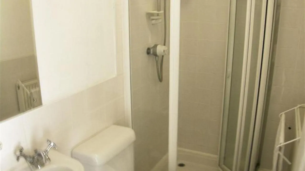 Frogmore Terrace 1