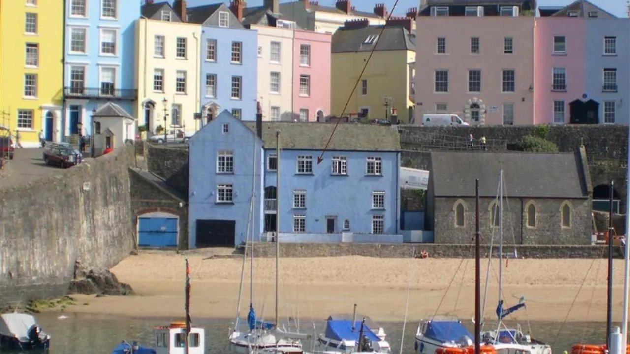 Apartment Quarterdeck Tenby