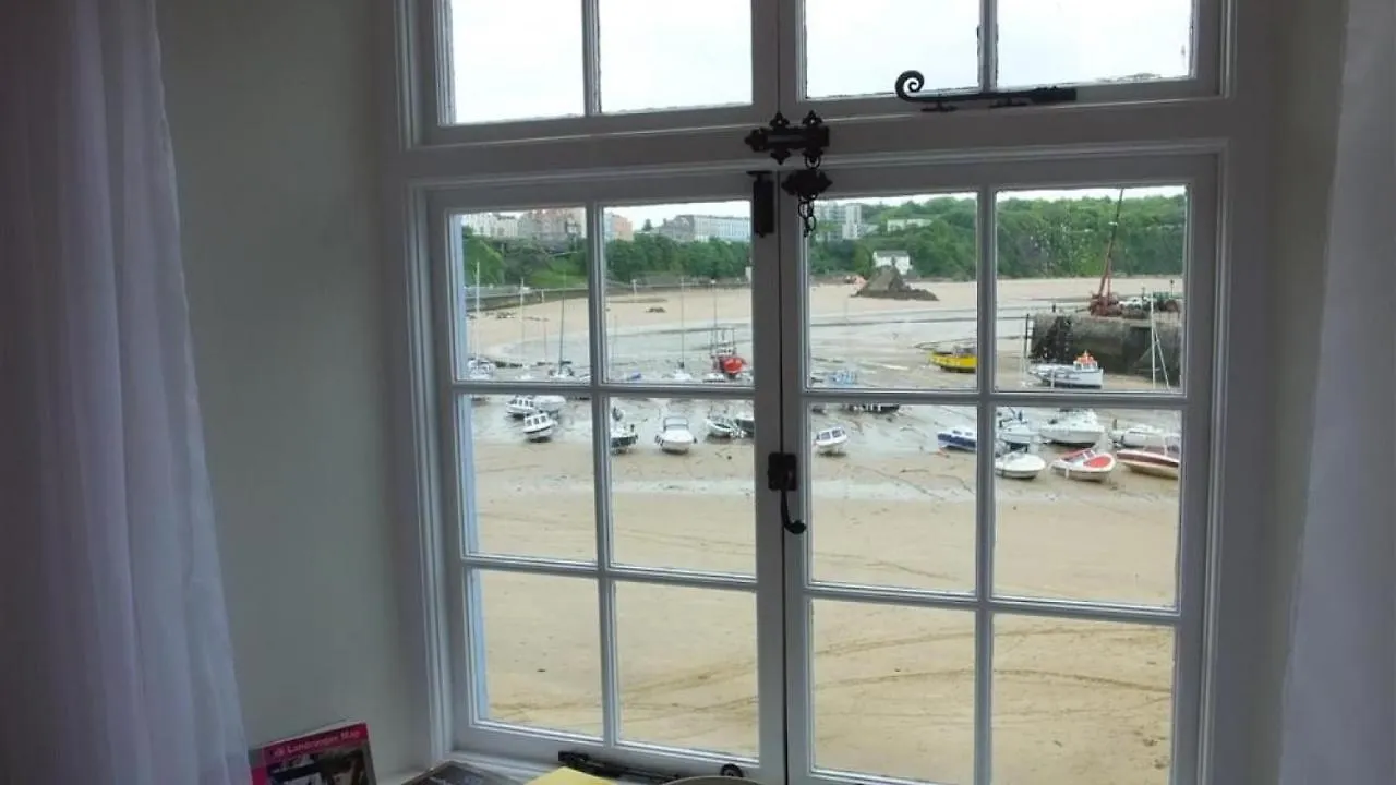Quarterdeck Apartment