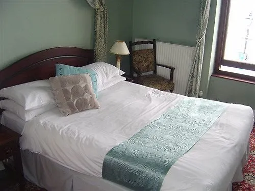 No: 1 The Esplanade Guest Accommodation. Bed and breakfast
