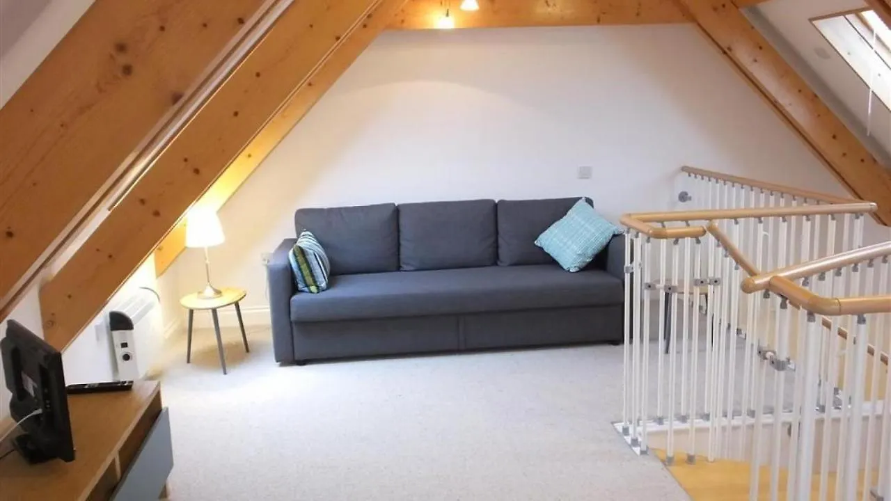 Cobra House Flat 5 Tenby