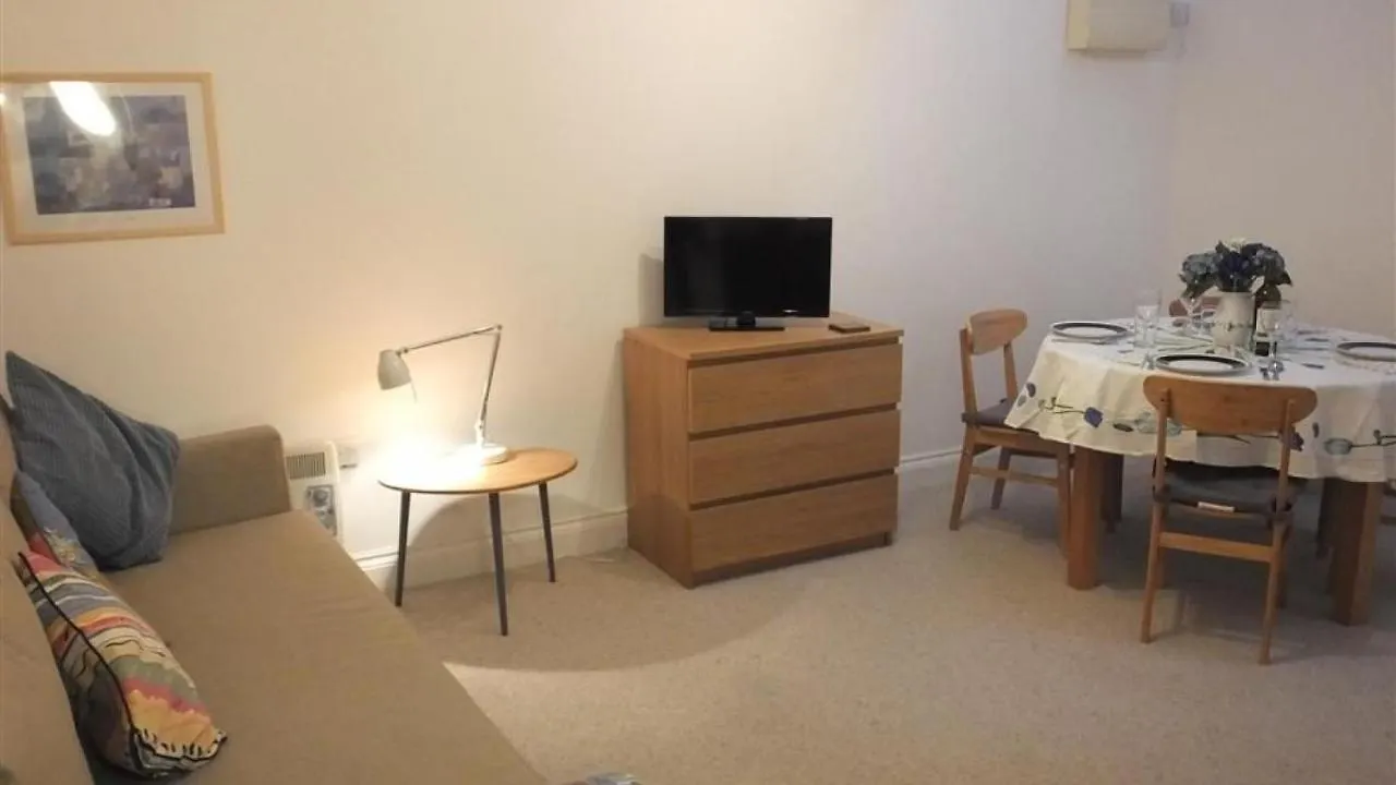 Apartment Cobra House Flat 5 *