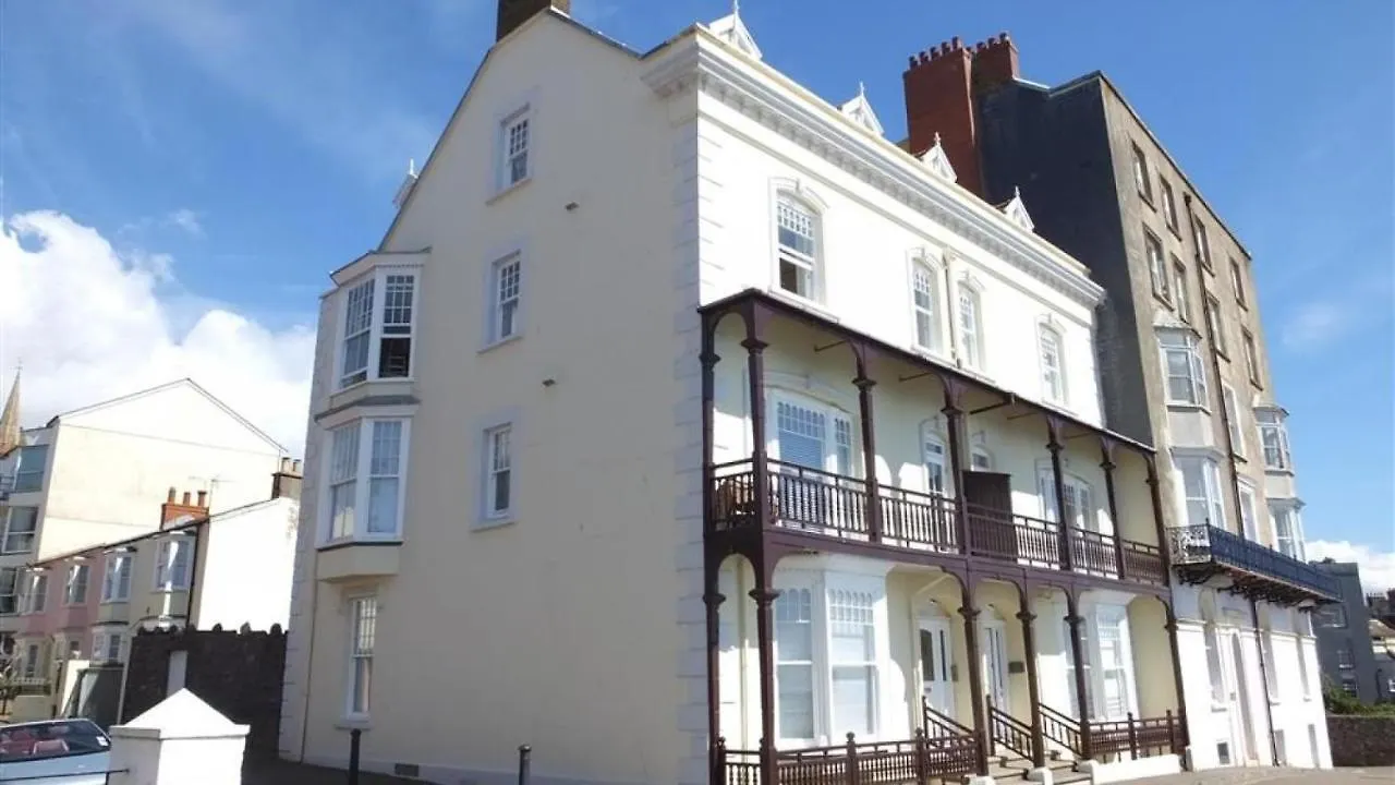 Paragon House 3