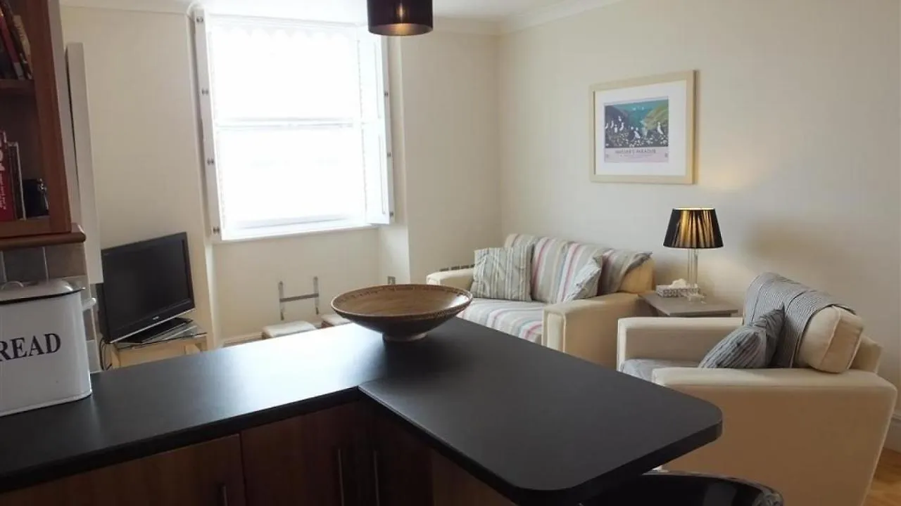 Paragon House 3 Apartment Tenby