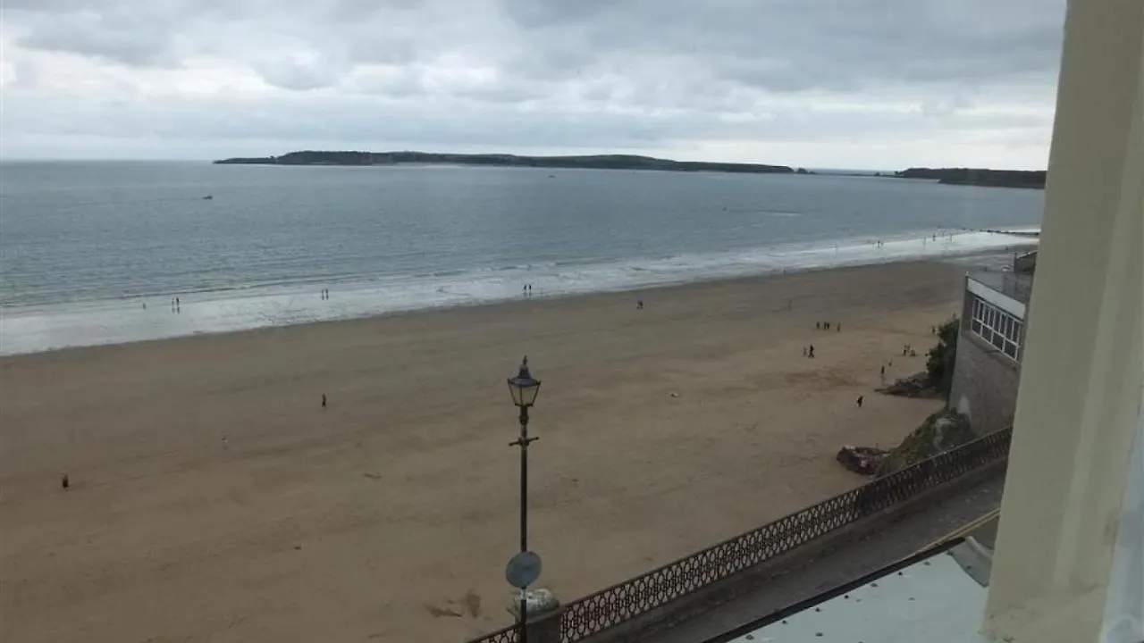 Paragon House 3 Tenby