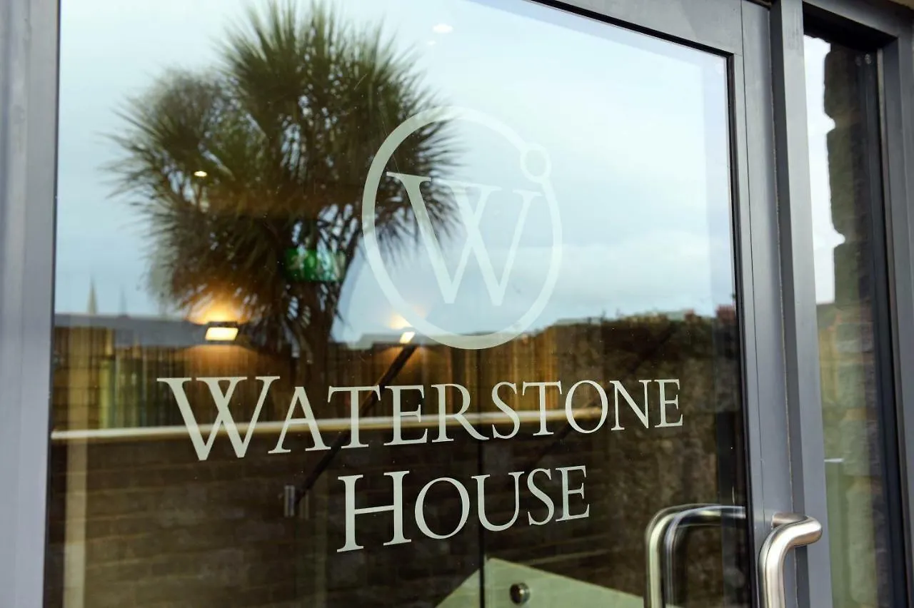 2 Waterstone House Apartment *