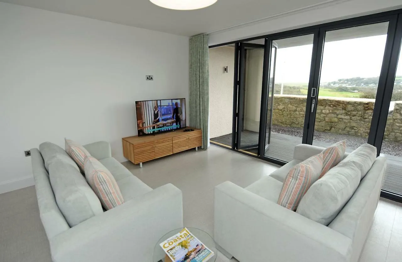 2 Waterstone House Apartment Tenby