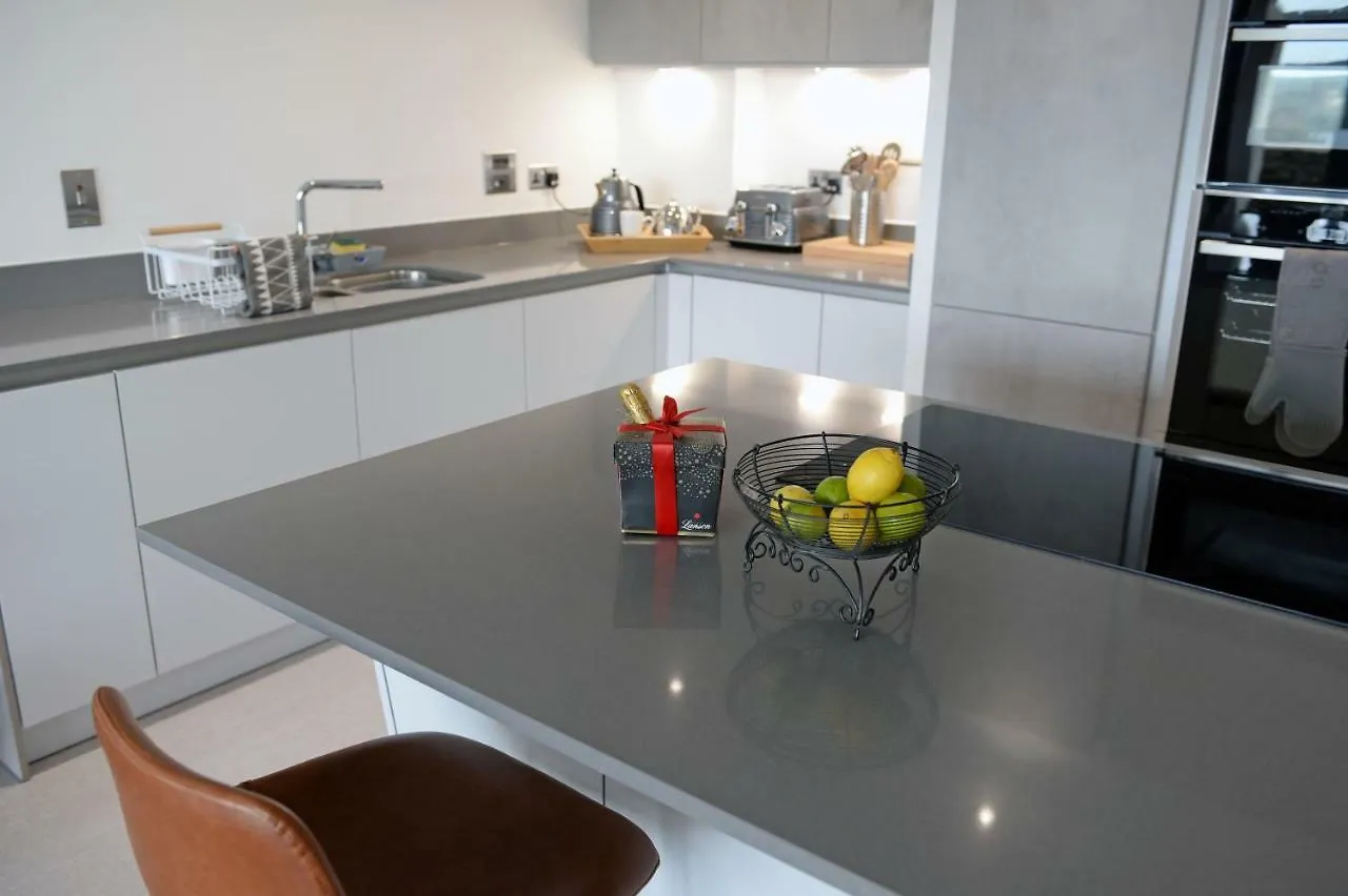 2 Waterstone House Apartment Tenby