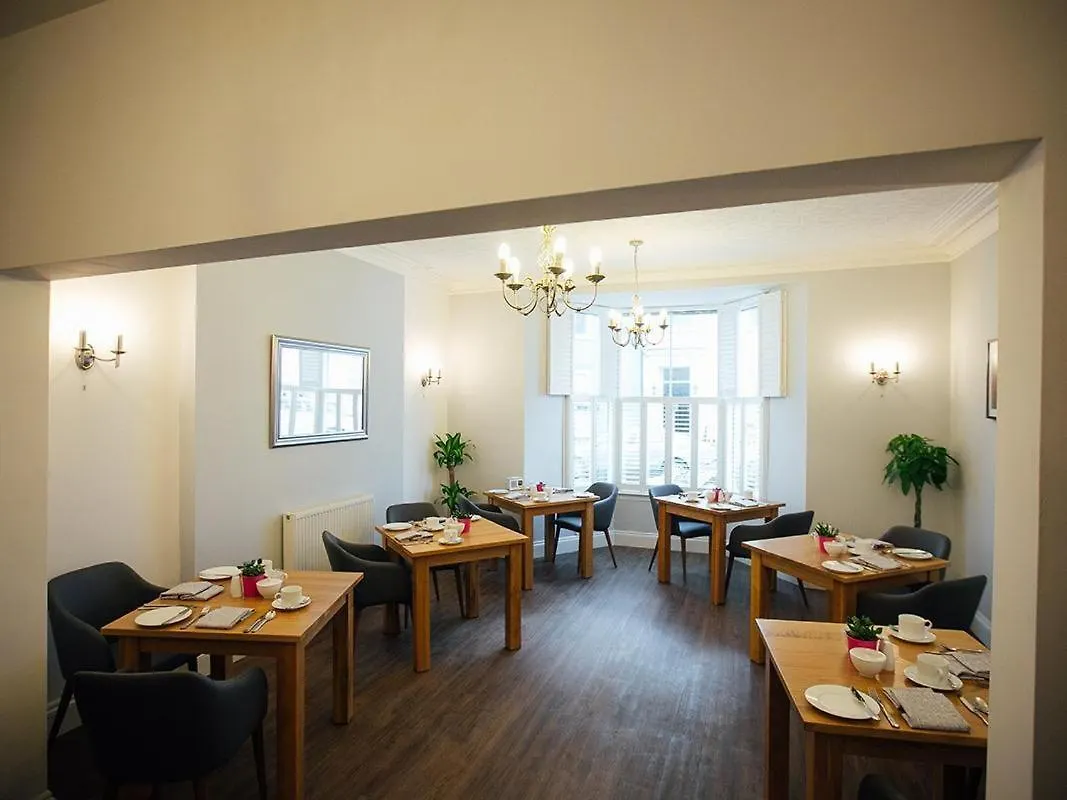 The Townhouse Pensión Tenby