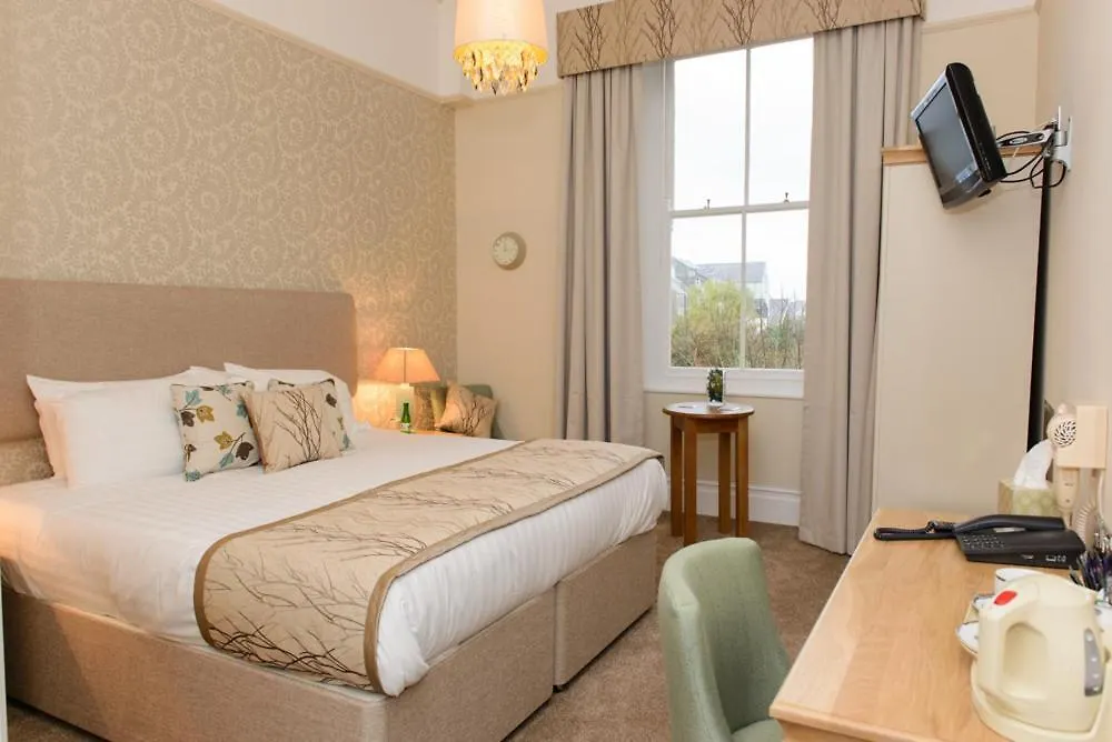 Giltar Hotel