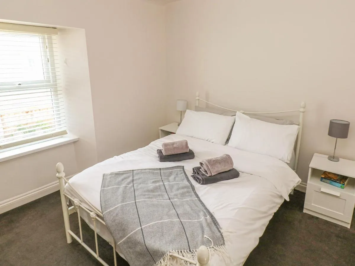 Farnborough Holiday home Tenby