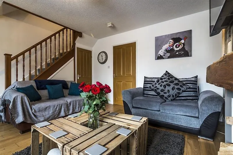 Field View - 3 Bedroom - Saint Florence