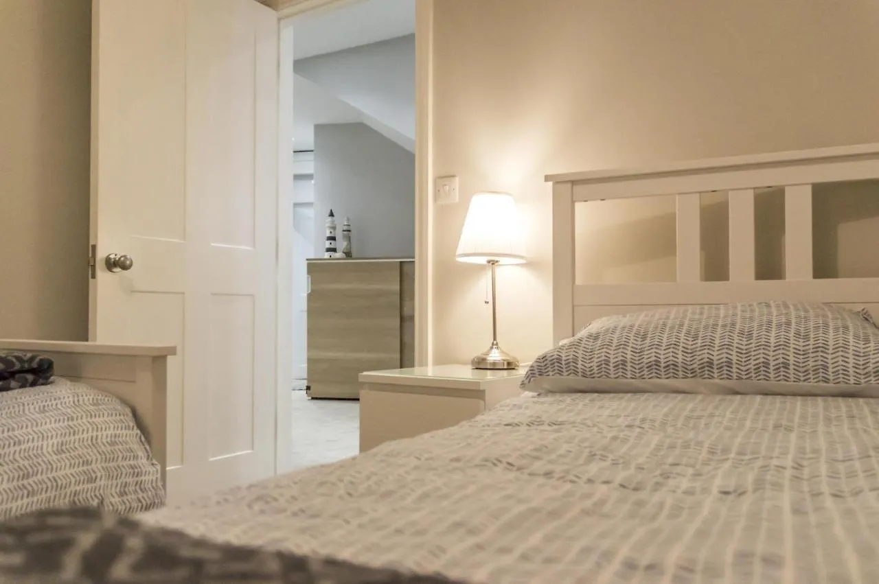 Apartment Sea Legs - 2 Bedroom - Windsor House -