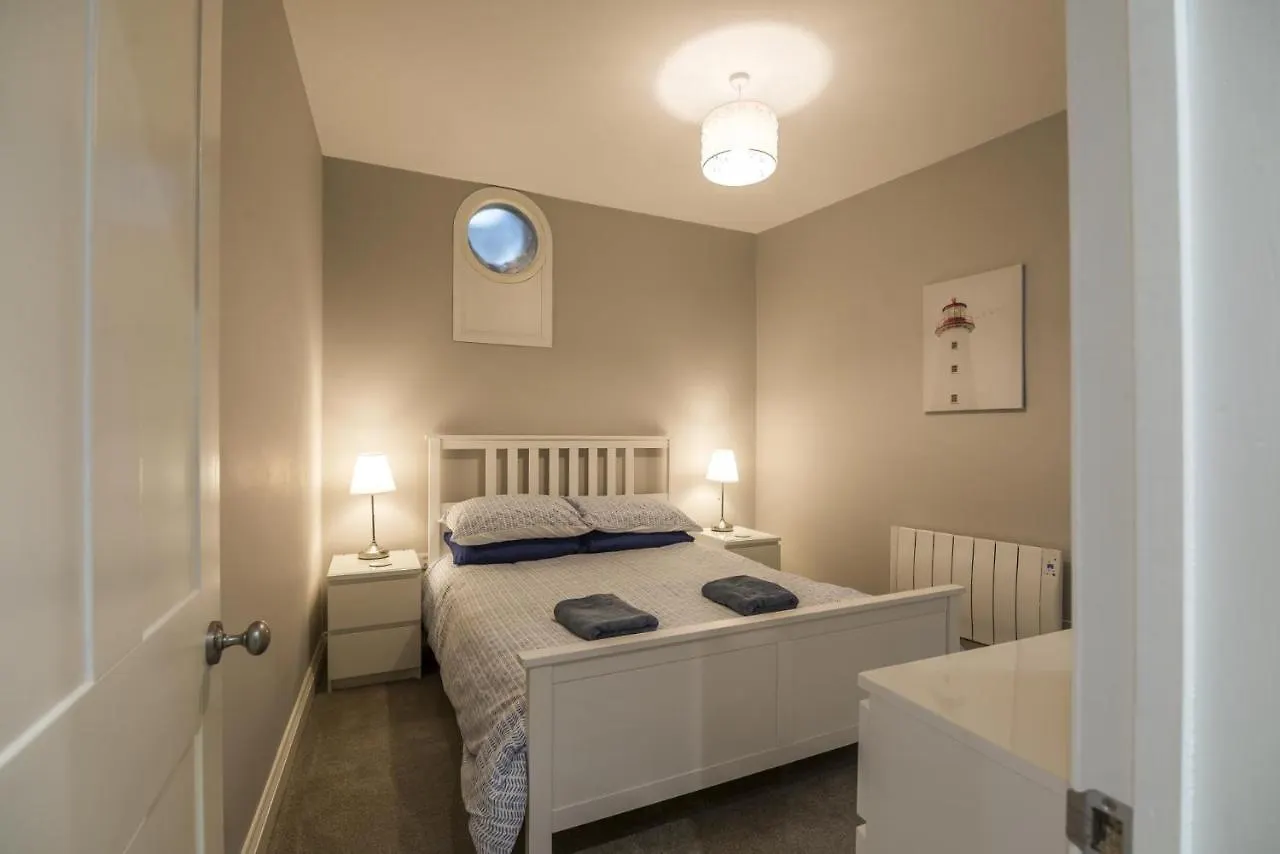 Sea Legs - 2 Bedroom - Windsor House -