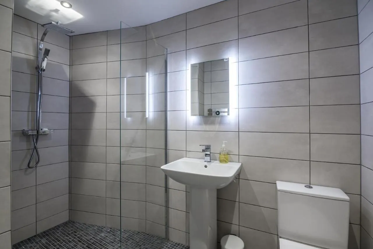 Sea Legs - 2 Bedroom - Windsor House - Apartment *