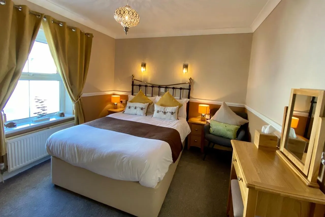Sunny Bank Guest house Tenby