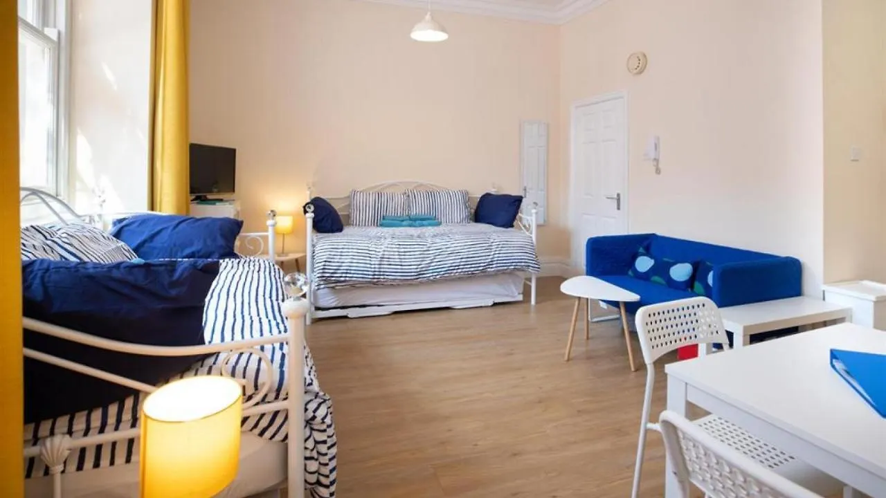 Royal Victoria Crt 6 بيت للعطل تينبي