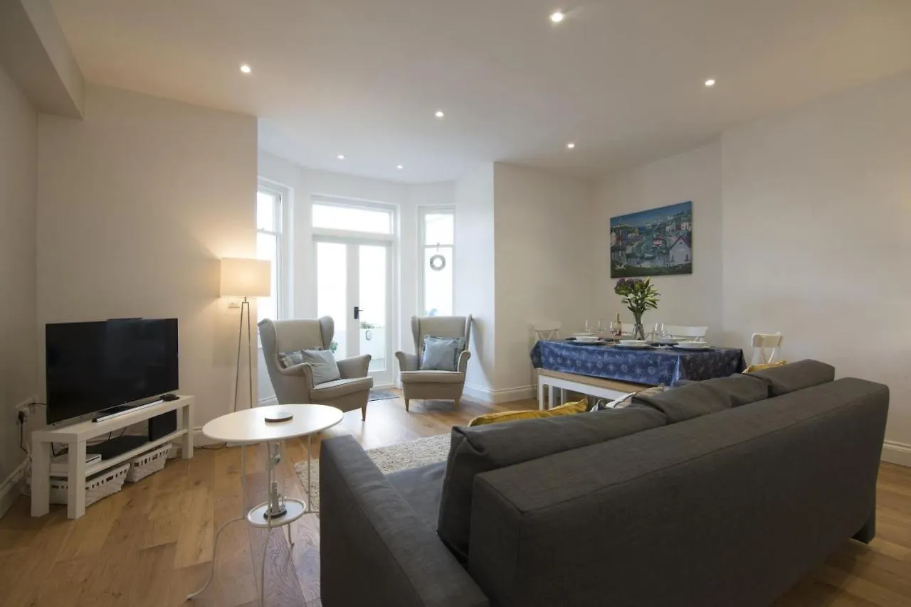 Apartment Sea Legs - 2 Bedroom - Windsor House - *