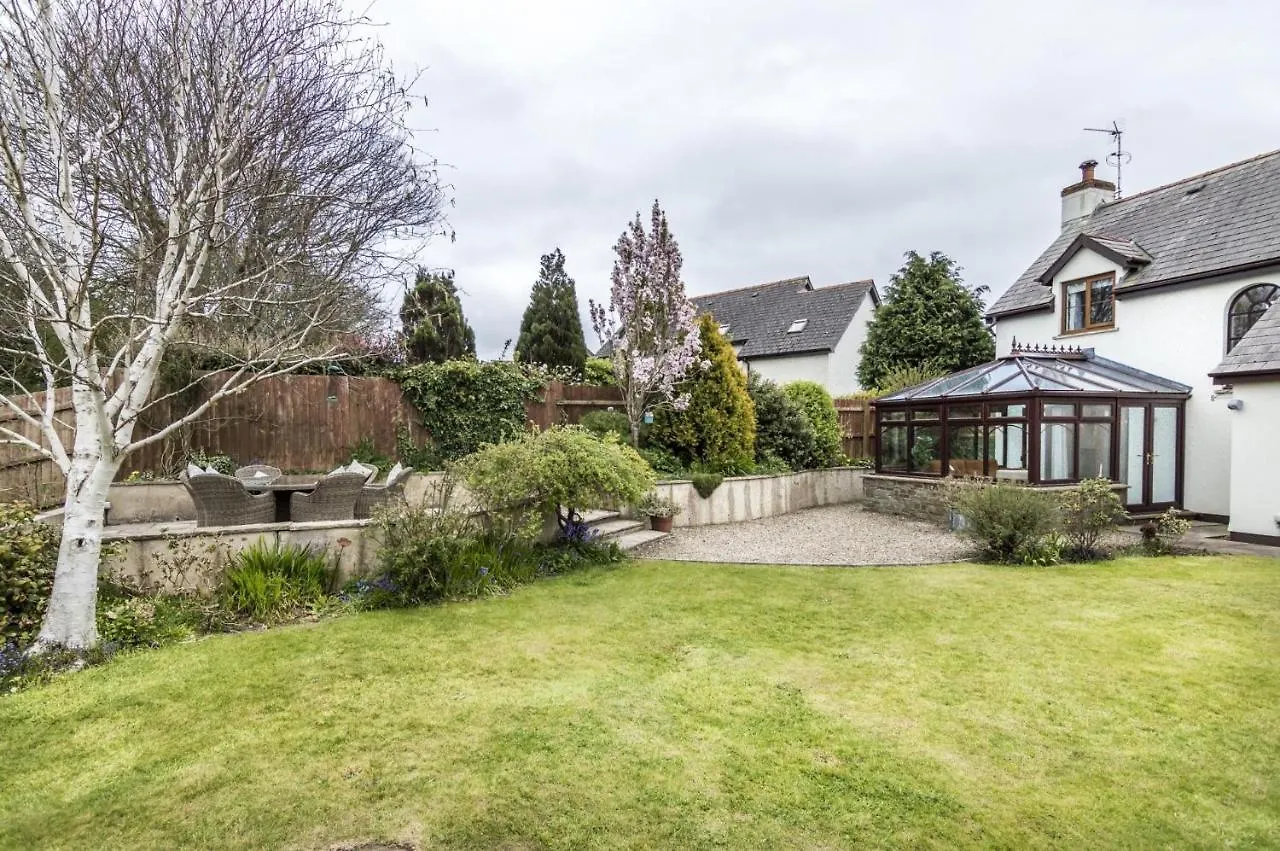French Fields - 4 Bedroom House - St Florence Holiday home Tenby