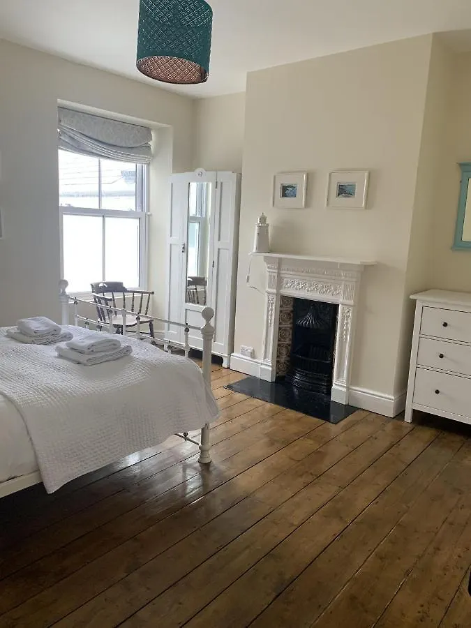 Beautiful House, Pets Allowed *
