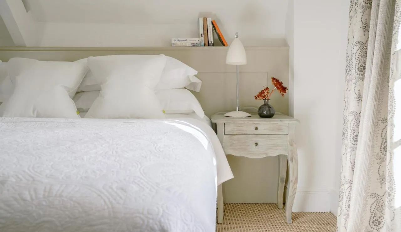 Hotel Abbey And Restaurant 4*