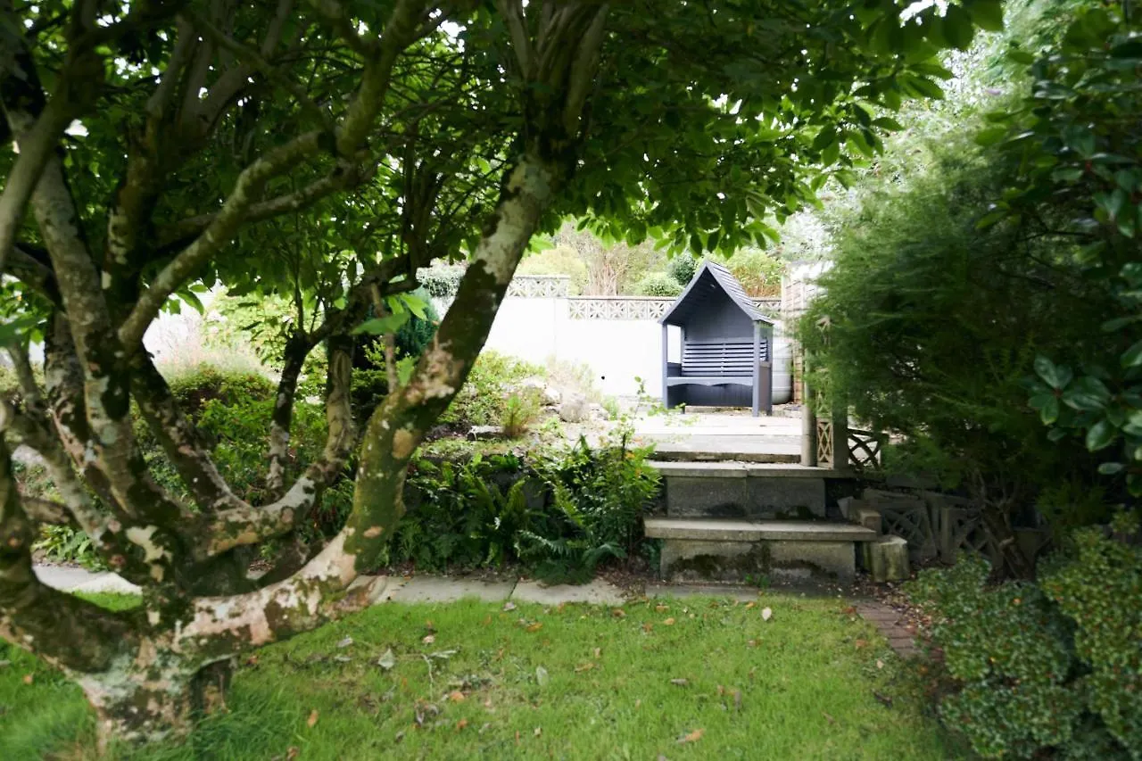 Holiday home Sea Gem- Beautiful Family With Stunning Sea Views & Garden
