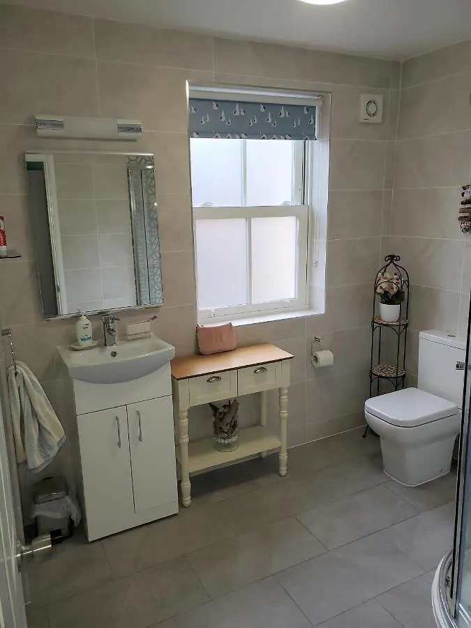 Ivy Bank Guest House, Tenby