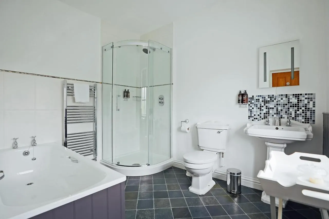 Trefloyne Manor Tenby