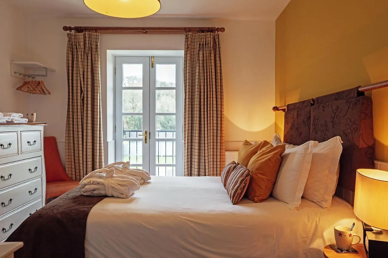Country house Trefloyne Manor