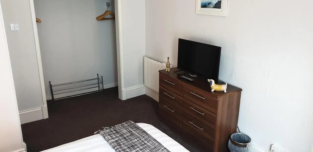 Lockinbar Apartament *