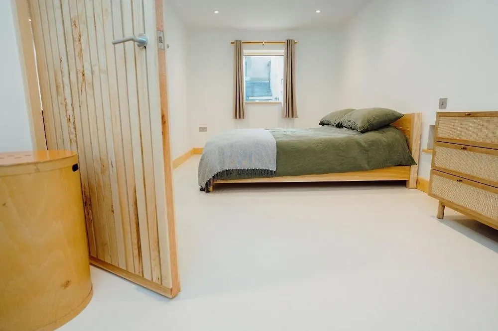 Beavers Lodge. Luxury With Hot Tub Villa Tenby