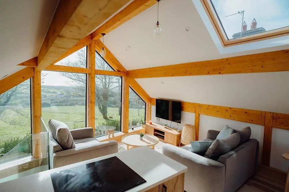 Beavers Lodge. Luxury With Hot Tub