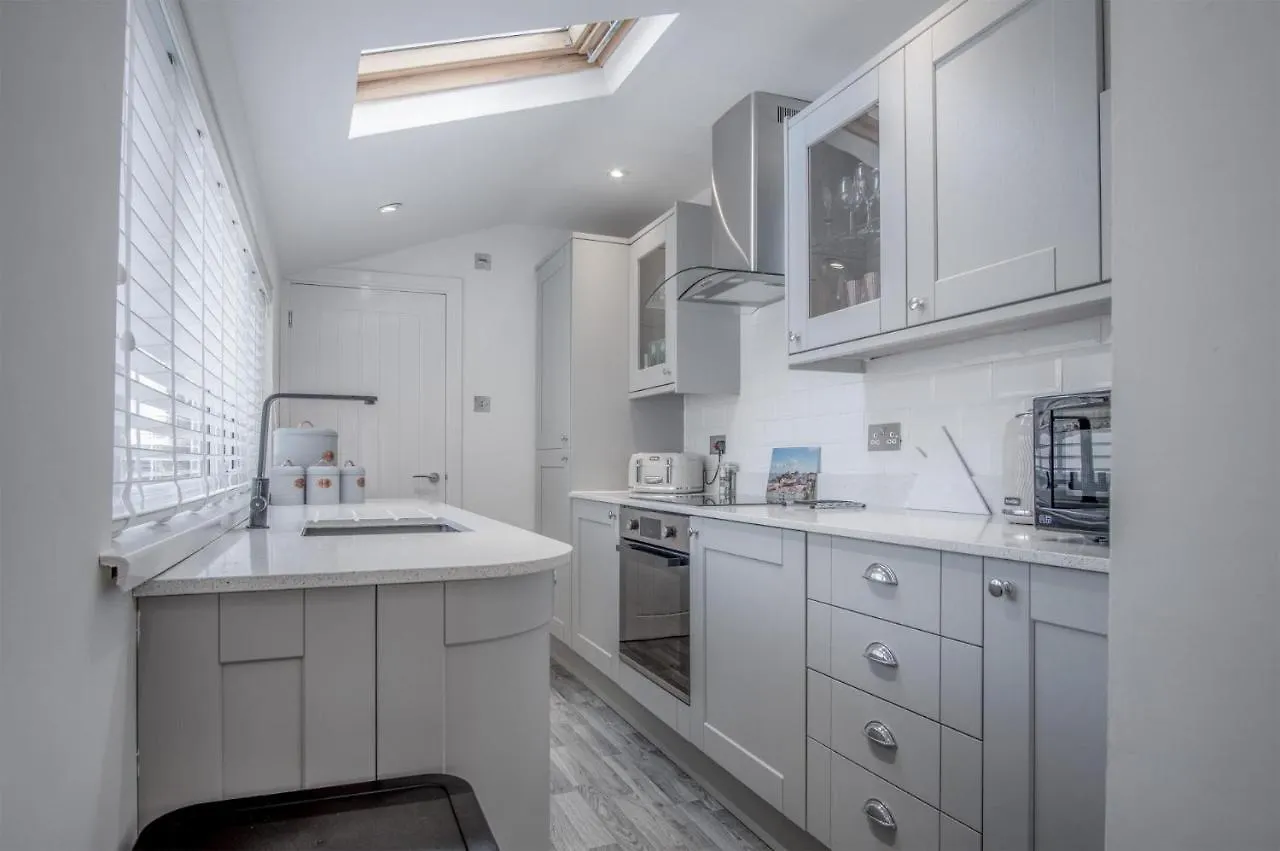 Hawtree - 2 Bedroom - Holiday home