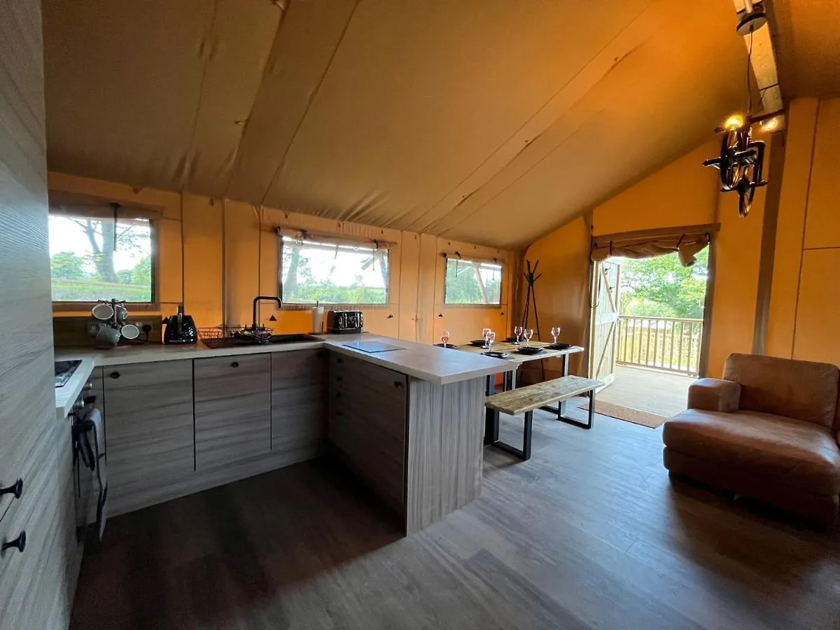 Luxury tent Aladdin Safari Tent