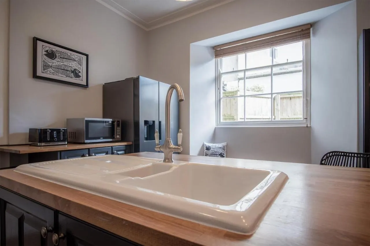 Gwynne House - 6 Bedroom Luxurious - Harbour Prázdninový dům Tenby
