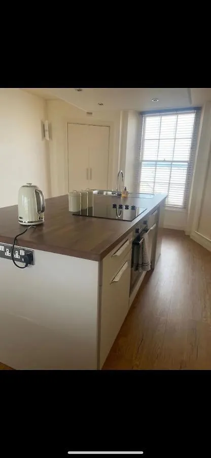 Appartement Caldey View- A Beautiful Flat In The Heart Oftenby Tenby