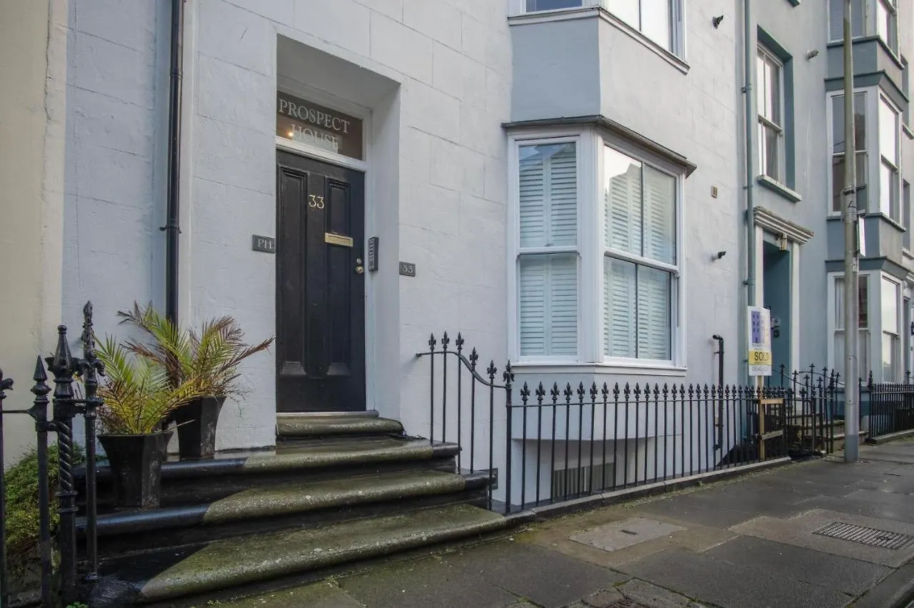 Skylark - 2 Bedroom - Apartment *