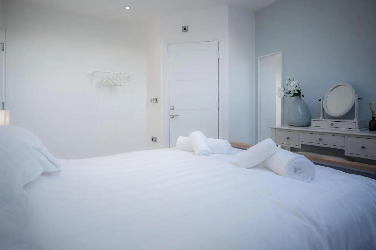 Skylark - 2 Bedroom - Apartment